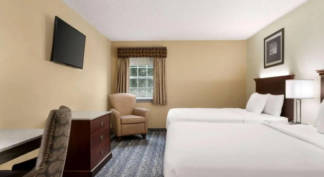 Четырёхместный номер Standard Travelodge by Wyndham Coffeyville