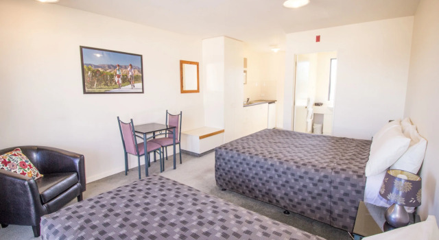 ASURE Phoenix Motor Inn, Забронировать Отель Бленем Мальборо