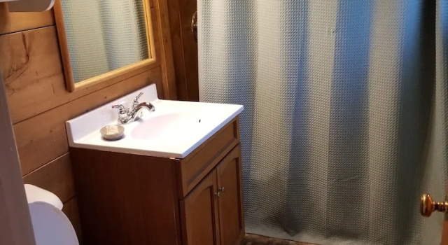 Четырёхместный номер Comfort Цокольный этаж Two Rivers Inn