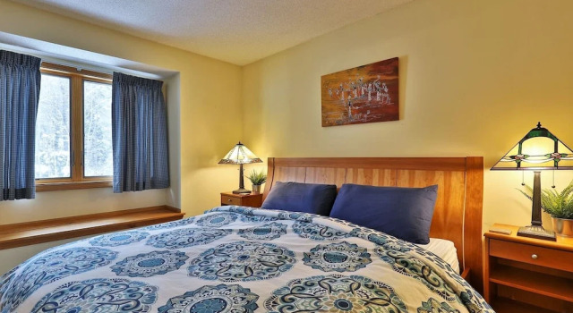 The Colony Club Loft at Killington by Killington Vacation Re, Забронировать Дом для отпуска Коттеджи Киллингтон, Коттедж