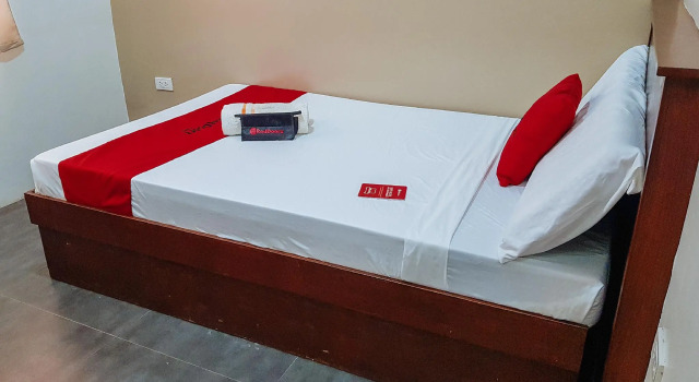 Номер Standard RedDoorz @ Caimito Drive Dampas