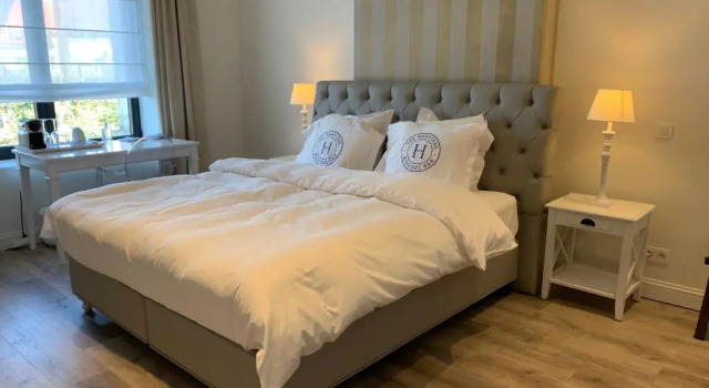 Номер Standard с видом на сад The Hamptons Boutique Hotel
