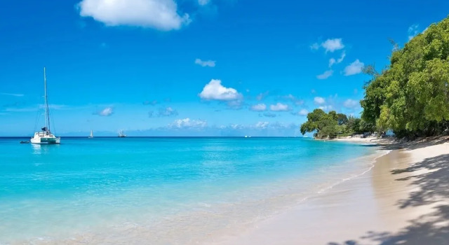 Gibbs Glade Villa 4 Bedroom Home by Bluescape, Rezervovat Vila Chaty v Speightstown, Chalupa