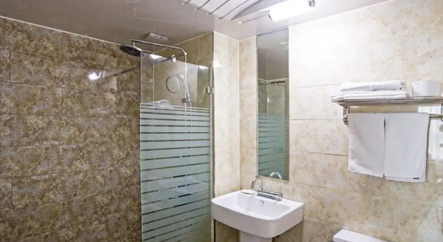Двухместный номер Superior BENIKEA Technovalley Hotel