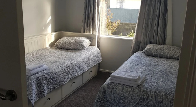Коттедж с 3 комнатами с видом на сад Micro villa