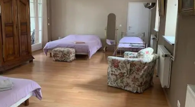 Loft au sein du Couvent des Tiercelines, Rezervasyon Otel Haut-Rhin otoparklı oteller, Otopark