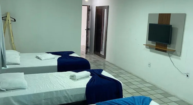Четырёхместный номер Standard Pousada Trip Inn Recife