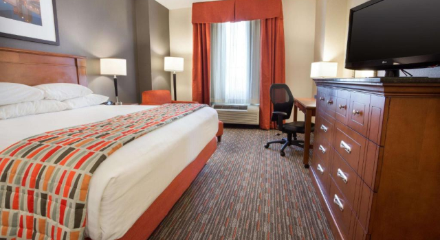 Номер Superior Drury Inn & Suites Columbus Grove City