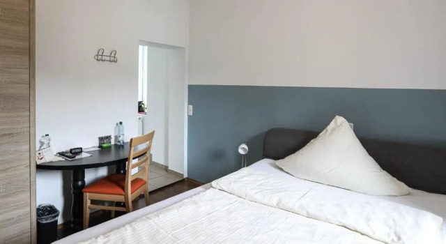 Pension Leonardo, Book Guesthouse Aidenbach 