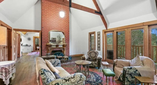 Faulty Towers, Buchen Sie Hotel Wallington Bellarine Peninsula