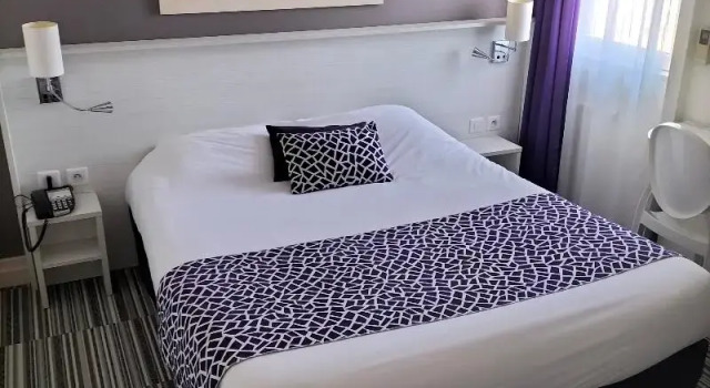 Двухместный номер Superior Logis Hôtel Alizéa Le Mans Nord