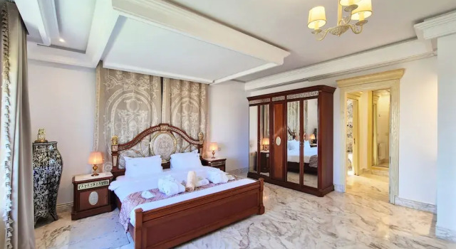 Двухместный люкс Royal с видом на озеро LOrchidée - Villa de luxe avec piscine chauffée, ascenseur privatif et vue sur le lac de Tunis