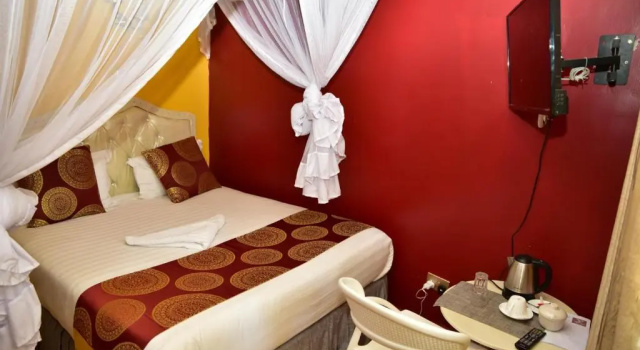 Montana Resort Naivasha, Забронировать Курортный отель Отели Nakuru County с парковкой, Парковка