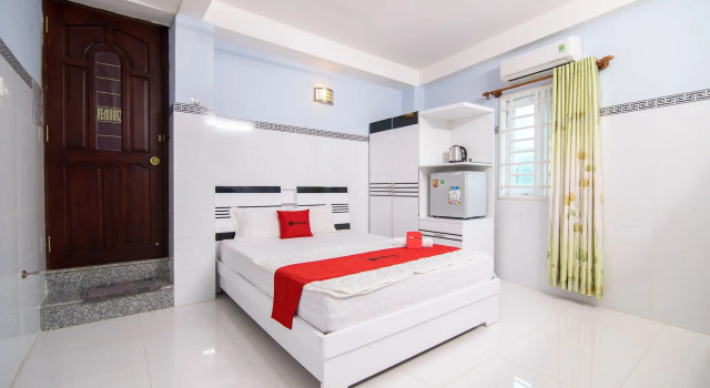 RedDoorz Plus near Ben Thanh Market, Забронировать Отель Отели Хошимина 3 звезды, 3*