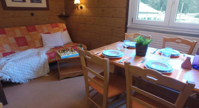 Апартаменты VVF Villages Les Monts Du Jura Lélex