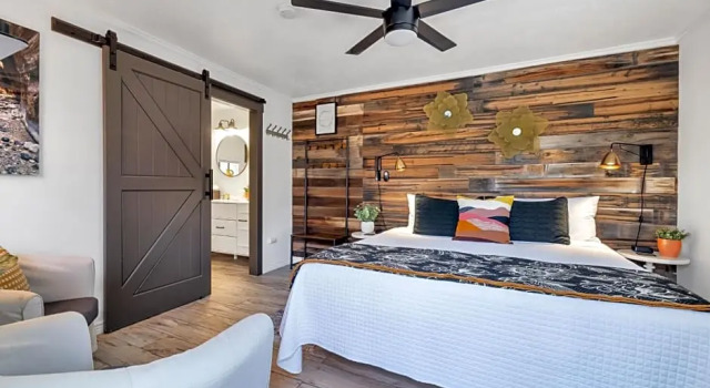 Двухместный люкс с видом на сад Red Rock Inn Cottages