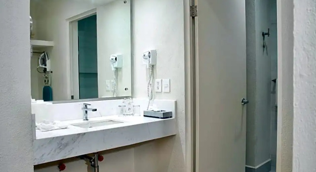 Номер Standard Comfort Inn Monterrey Valle
