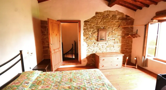 Beautiful Cottage in Pescia, Book Vacation Home Hotels in Pescia with Parking, Parking