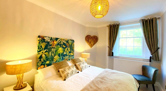 Meadfoot Bay Apartment at Hesketh Crescent, Varaa Huoneisto Asunnot kohteessa Merseyside, Huoneisto