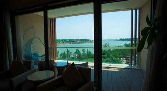 Xihai Holiday Hotel