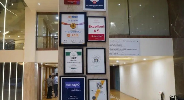Hotel The Evergrand Palace, Réserver Hôtel Rajkot Gujarat