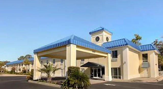 Четырёхместный номер Standard Best Western Pawleys Island