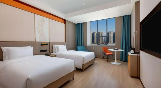 Четырёхместный номер Deluxe Ramada Encore by Wyndham Changsha Yuhua