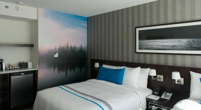 Четырёхместный номер Standard The Grand Winnipeg Airport Hotel by Lakeview
