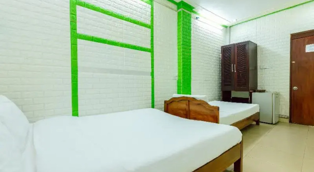 Номер Without Window Spot on Standard OYO 604 Queen Hotel spot-on
