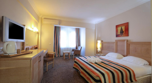 Crystal Kaymakli Hotel & Spa, Réserver Complexe hôtelier Derinkuyu Cappadocia