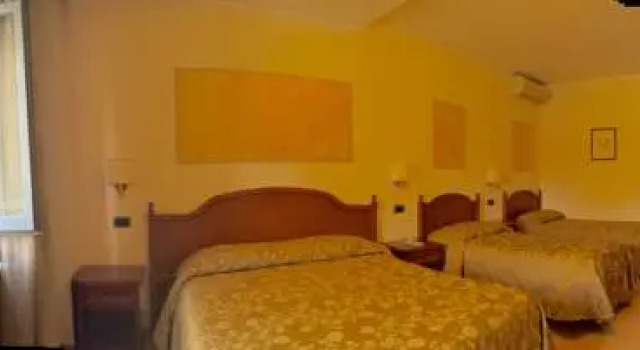 Hotel Le Mura, Rezervați Hotel Hoteluri în Foligno cu parcare, Parcare