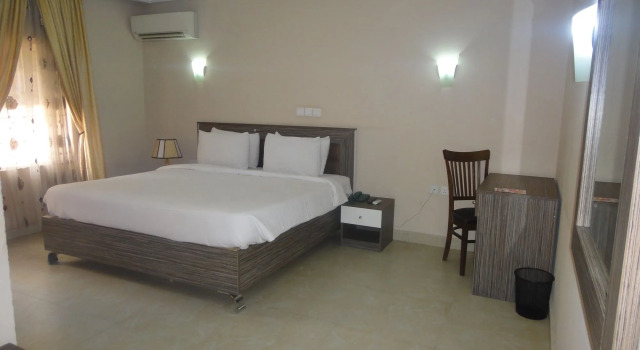 Serendib Hotels, Book Hotel Hotels in Bwari with a Pool, Swimming Pool