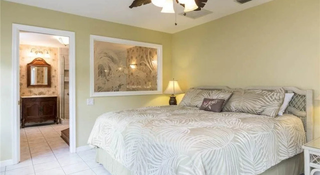 Tropical Retreat Pool Jet Spa WiFi 3 Br home by RedAwning