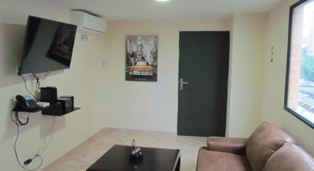 The 9's Aparta Hotel