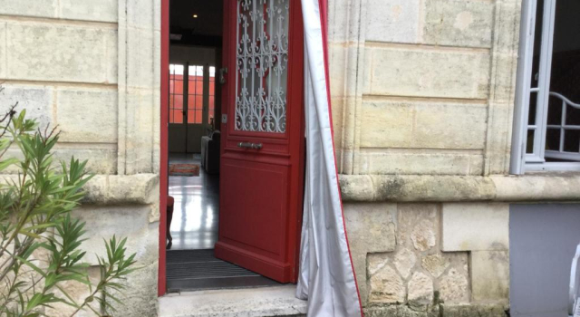 La Ferrade Chambres d'Hotes, Book Bed and Breakfast Hoteller i Gironde med pool, Swimmingpool