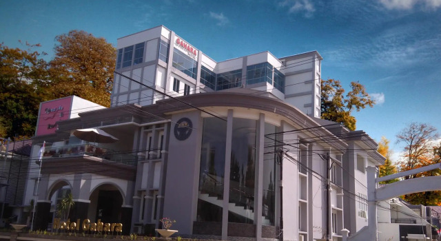 OYO 466 Gahara Hotel, Prenota Hotel Hotel a Sulawesi con parcheggio, Parcheggio