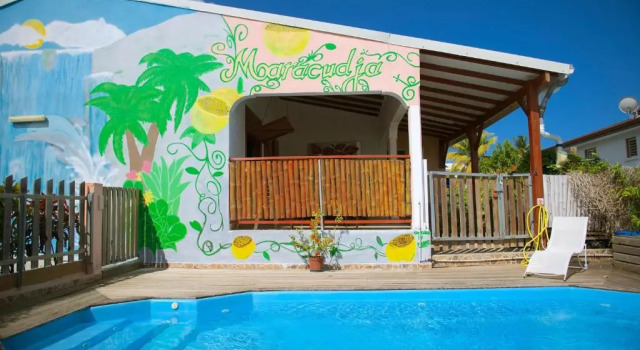 Holiday Home Soleil de Gwada, Prenota Hotel Hotel a Grande-Terre con piscina, Piscina