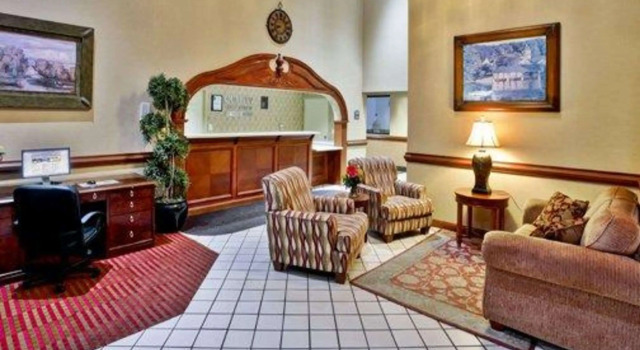 Quality Inn & Suites Somerset Downtown, Buchen Sie Hotel Somerset Kentucky