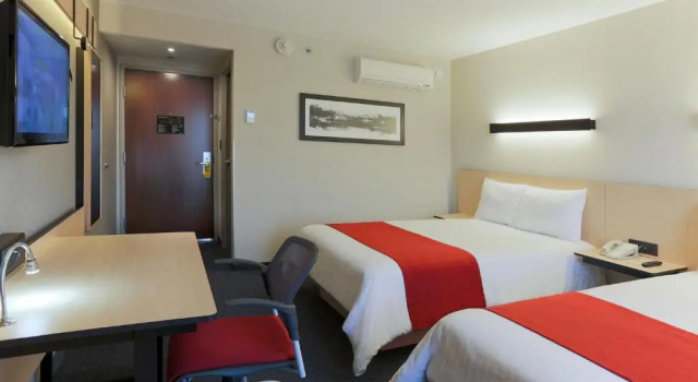 Четырёхместный номер Standard City Express by Marriott Irapuato Norte