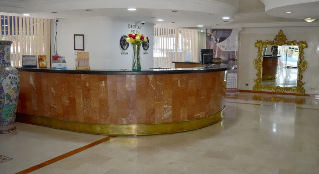 Hotel Ribera Del Rio Av 2N