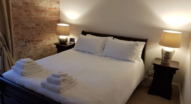 Stunning Flat in the Heart of Swanage Sleeps 6, Забронировать Отель Отели Суонидж 3 звезды, рядом с Парк Дурлстон Кантри, 3*