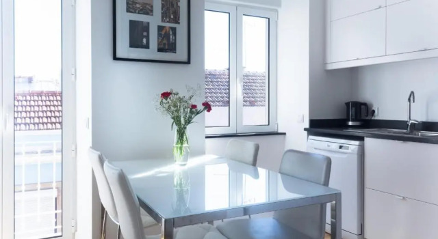 Апартаменты Quiet and Bright Apartment 16 by Lisbonne Collection