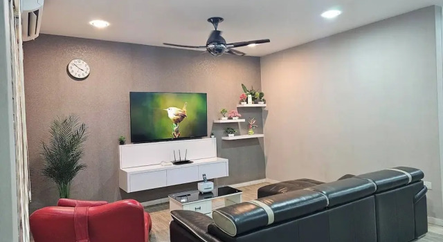 TSK Homestay Taman Sri Kluang, Varaa Lomakoti Hotellit Johor pysäköinnillä, Pysäköinti