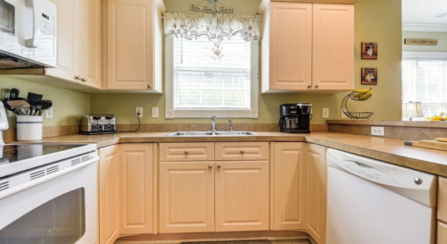 Апартаменты 1st-floor Condo in Myrtle Beach ~ 2 Mi to Ocean!