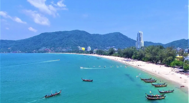 M1701 Sea View Apartment at 100 mt From the Beach