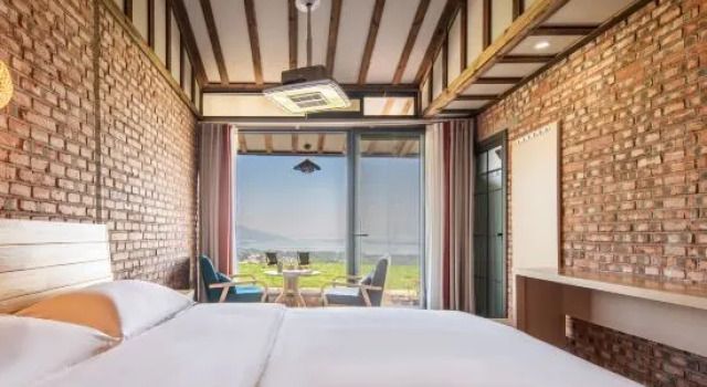 Кровать в общем номере Xichang Banyin Yunju Homestay