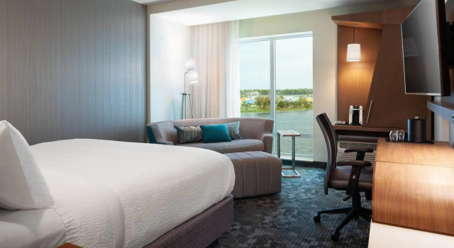 Courtyard by Marriott Winter Haven, Rezervați Hotel Winter Haven Lakeland - Winter Haven
