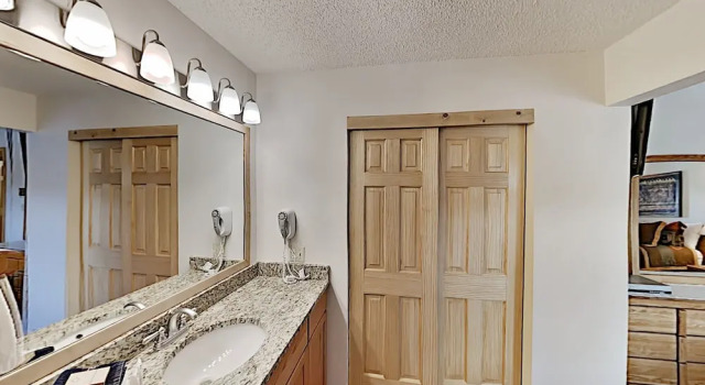 Breckenridge W/ Pool, Hot Tub & Slope Views 2 Bedroom Condo, Забронировать Апартаменты/квартира Апартаменты Брекенридж, Апартаменты/квартира