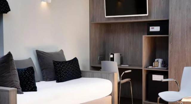 Номер Standard Le Mans Country Club