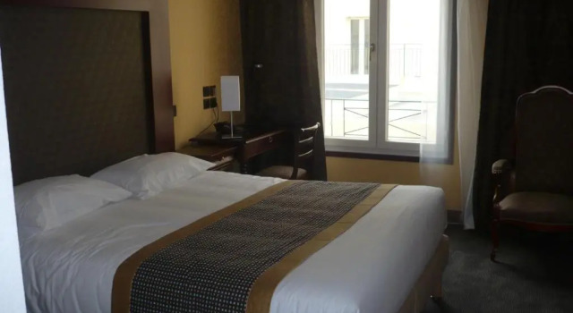 Номер Standard Hotel De France